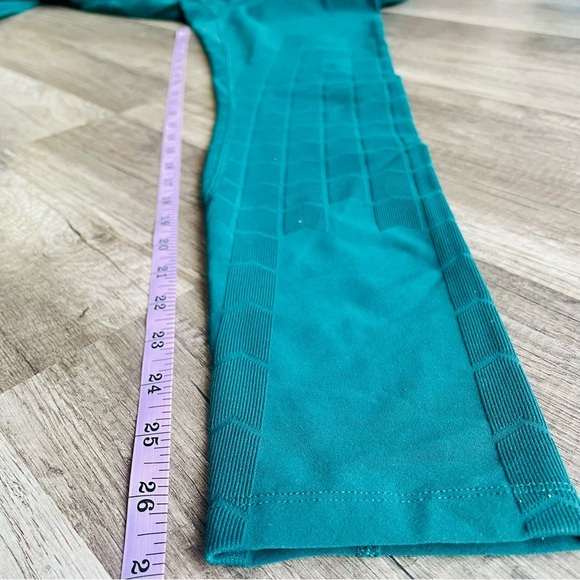 North Face Teal Chevron Athletic Leggings Small - Picture 9 of 10